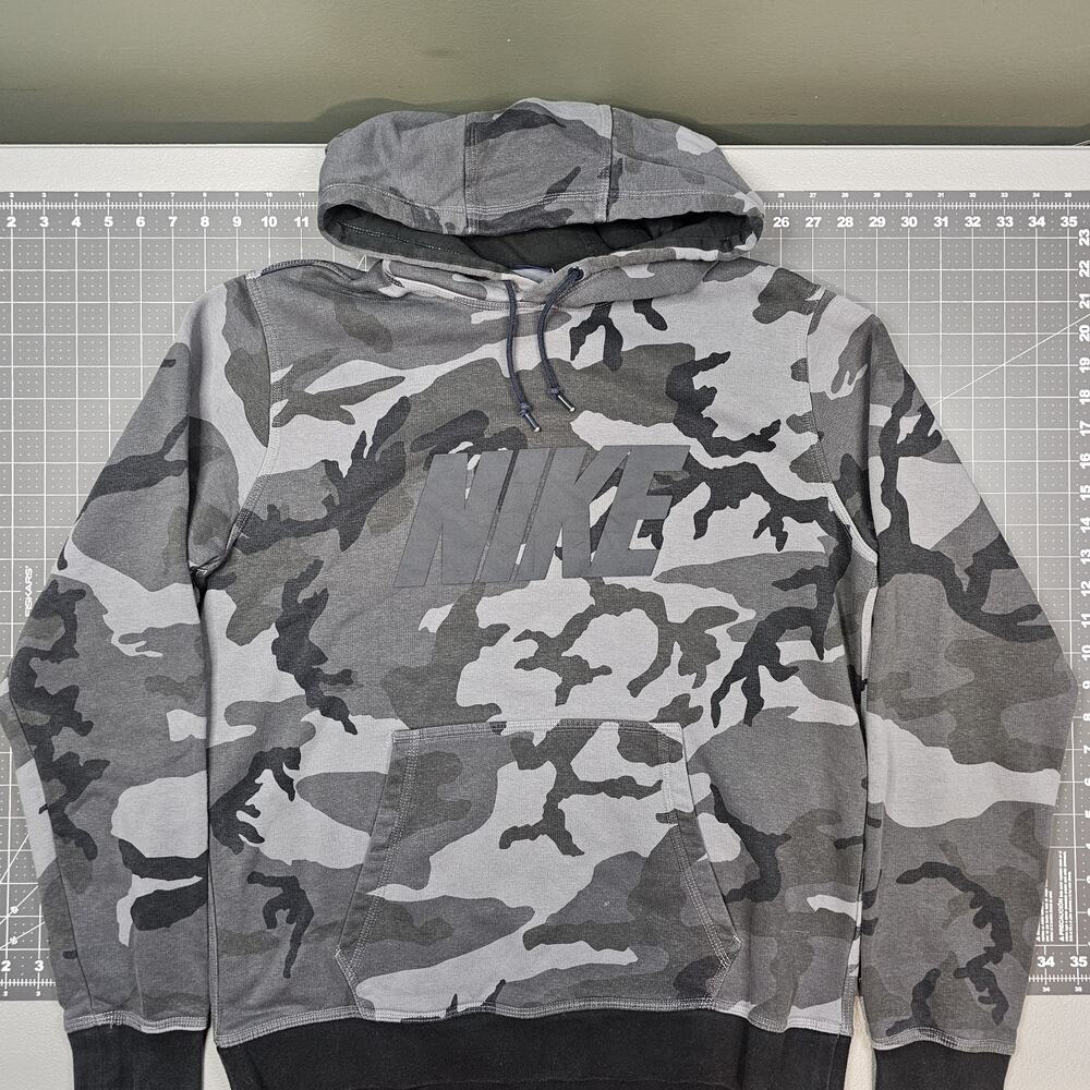 Nike Camouflage Hoodie Large Pullover Camo Athleisure Y2K Skater Streetwear